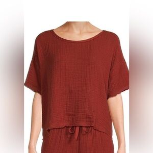 EILEEN FISHER Short Sleeve Organic Cotton Top in Warm Brick